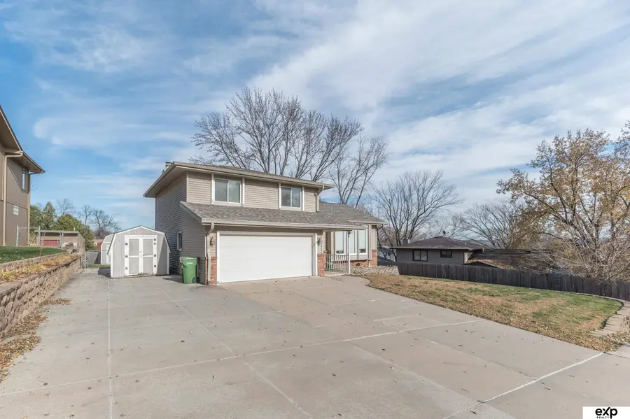 310 Brooks Place, Bellevue, NE 68005 - Image #3