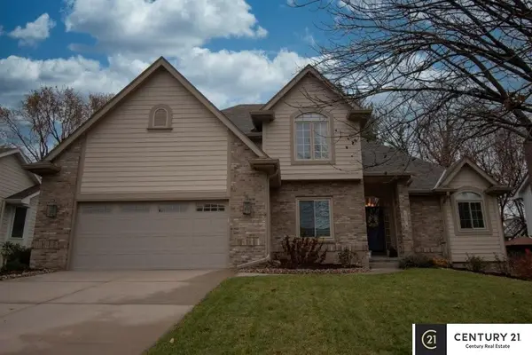 10218 Y Street, Omaha, NE 68127