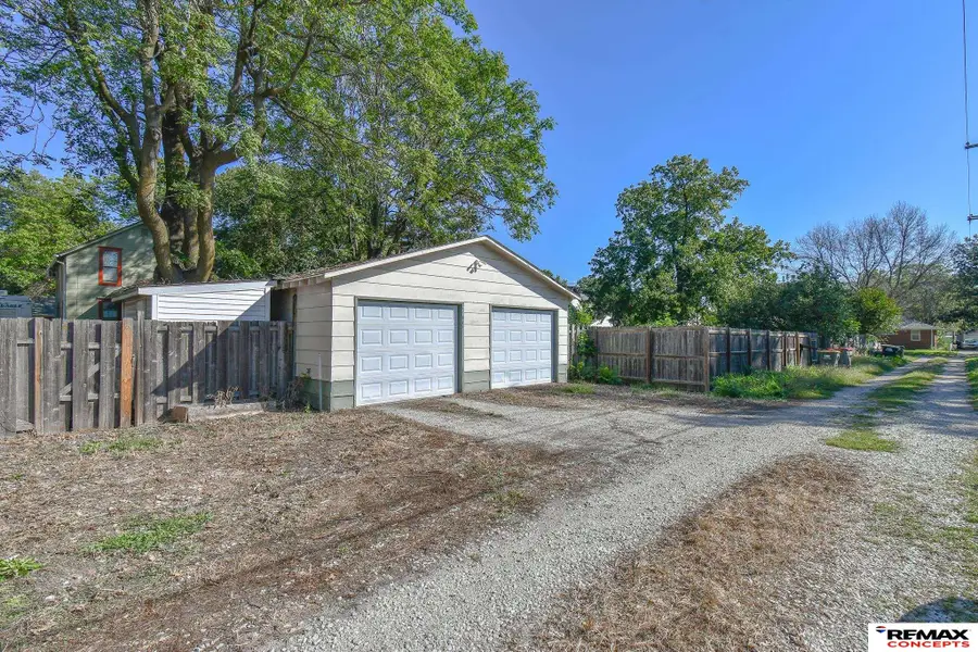 5719 Logan Avenue, Lincoln, NE 68507 - Image #3