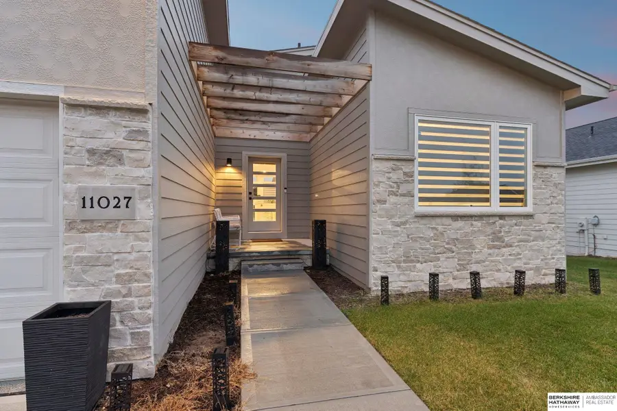 11027 N 169th Street, Bennington, NE 68007 - Image #2