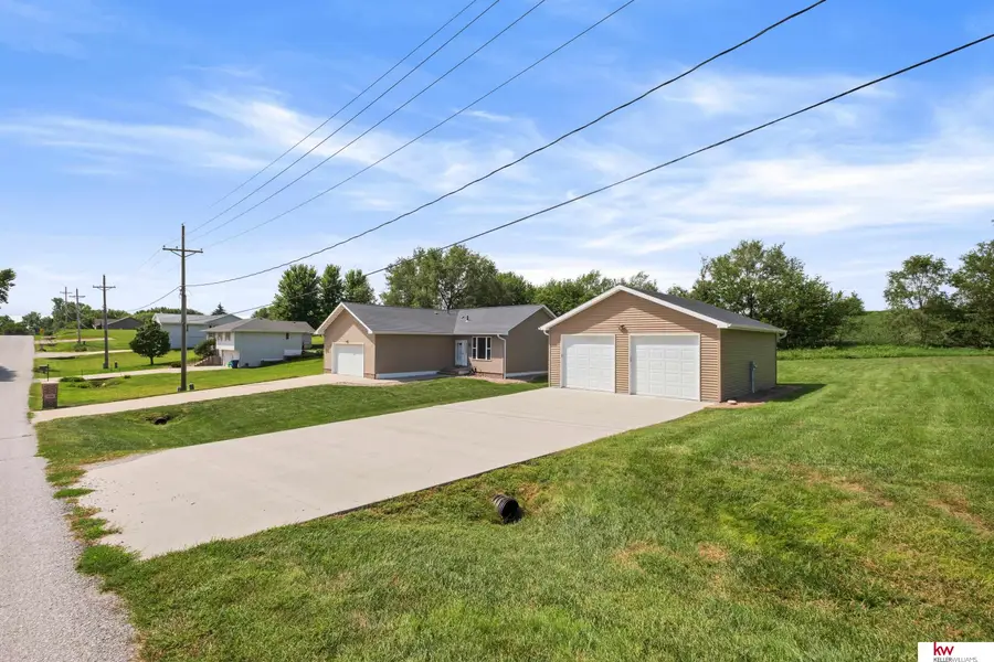 9202 Monroe Road, Plattsmouth, NE 68048 - Image #2