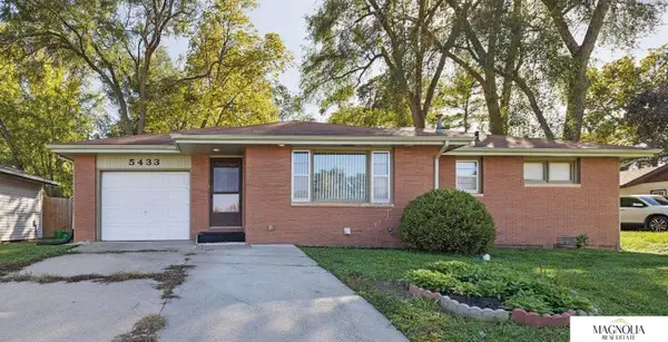 5433 Pioneers Street, Lincoln, NE 68506