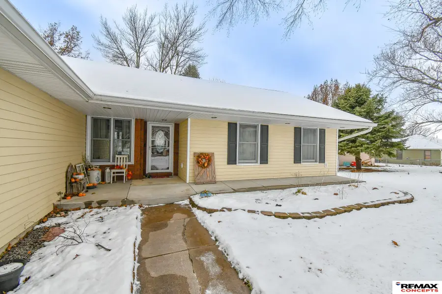 735 Summit Court, Crete, NE 68333 - Image #2