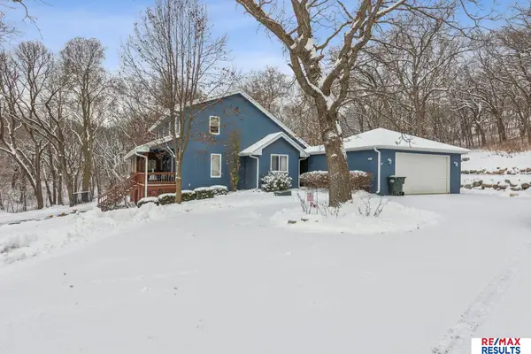 5796 County Road 40, Fort Calhoun, NE 68023