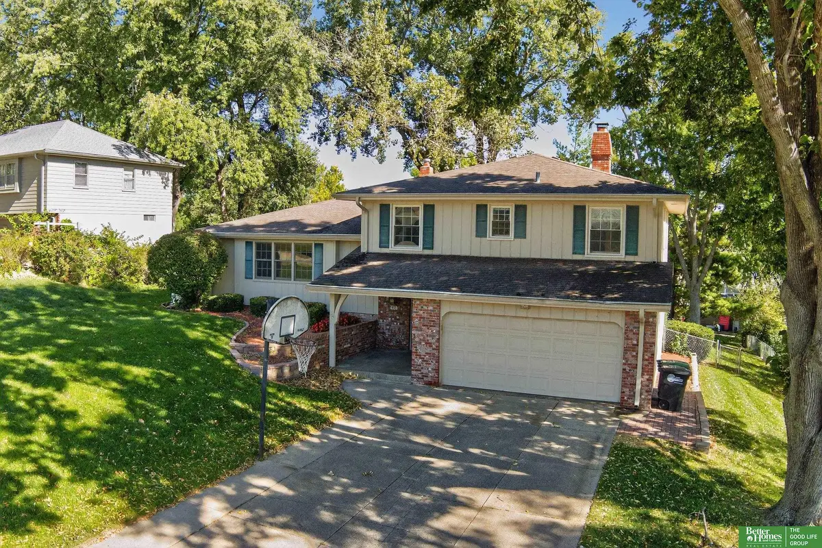 827 S 121st Street, Omaha, NE 68154 - Image #1