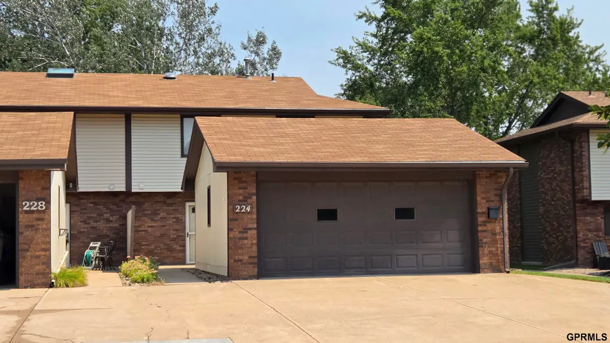 224 N 75th Court, Lincoln, NE 68505 - Image #1