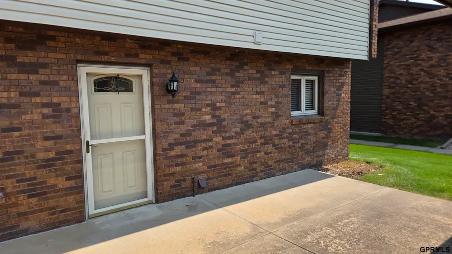 224 N 75th Court, Lincoln, NE 68505 - Image #2