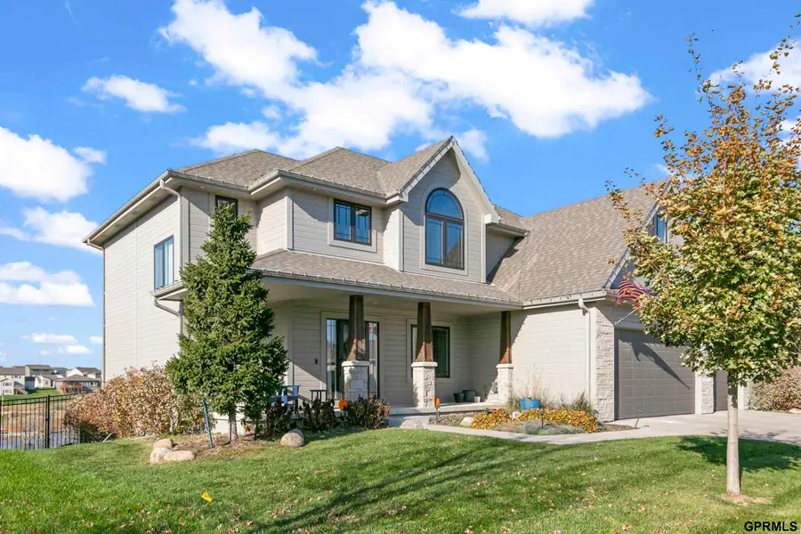 10112 S 106th Street, Papillion, NE 68046 - Image #2