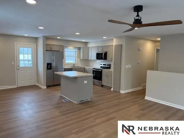 8822 Pine Drive, La Vista, NE 68128 - Image #2