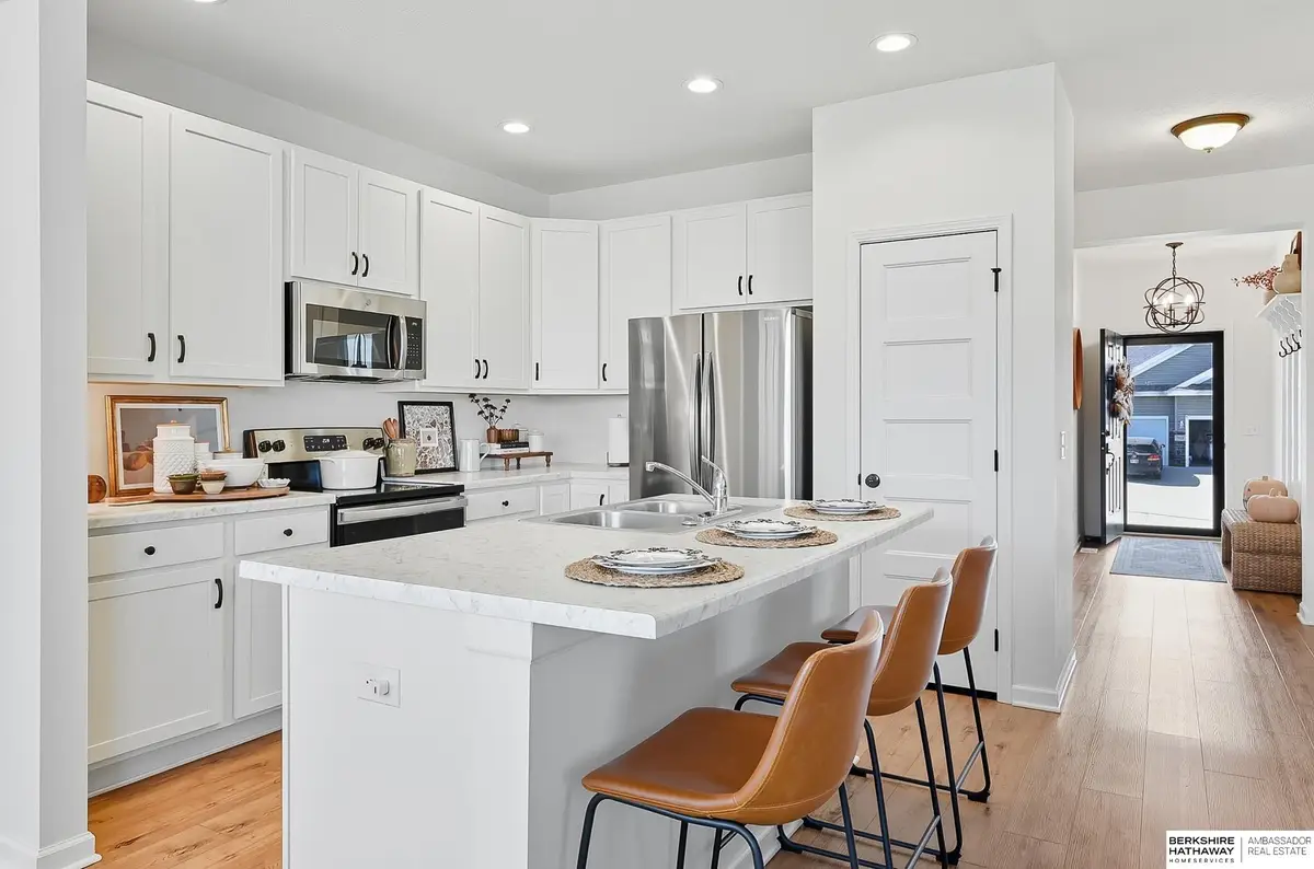 7913 S 184th Street, Omaha, NE 68136 - Image #1