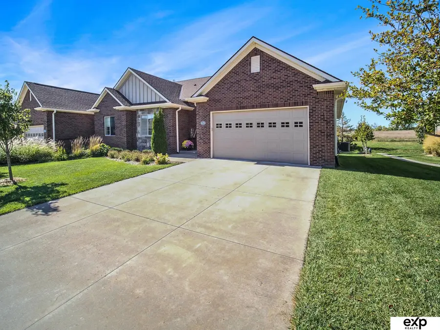 6351 Camellia Court, Lincoln, NE 68516 - Image #2