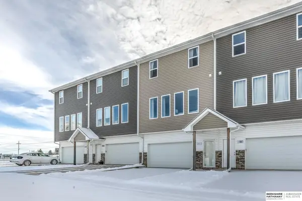 18165 Polk Court, Omaha, NE 68135