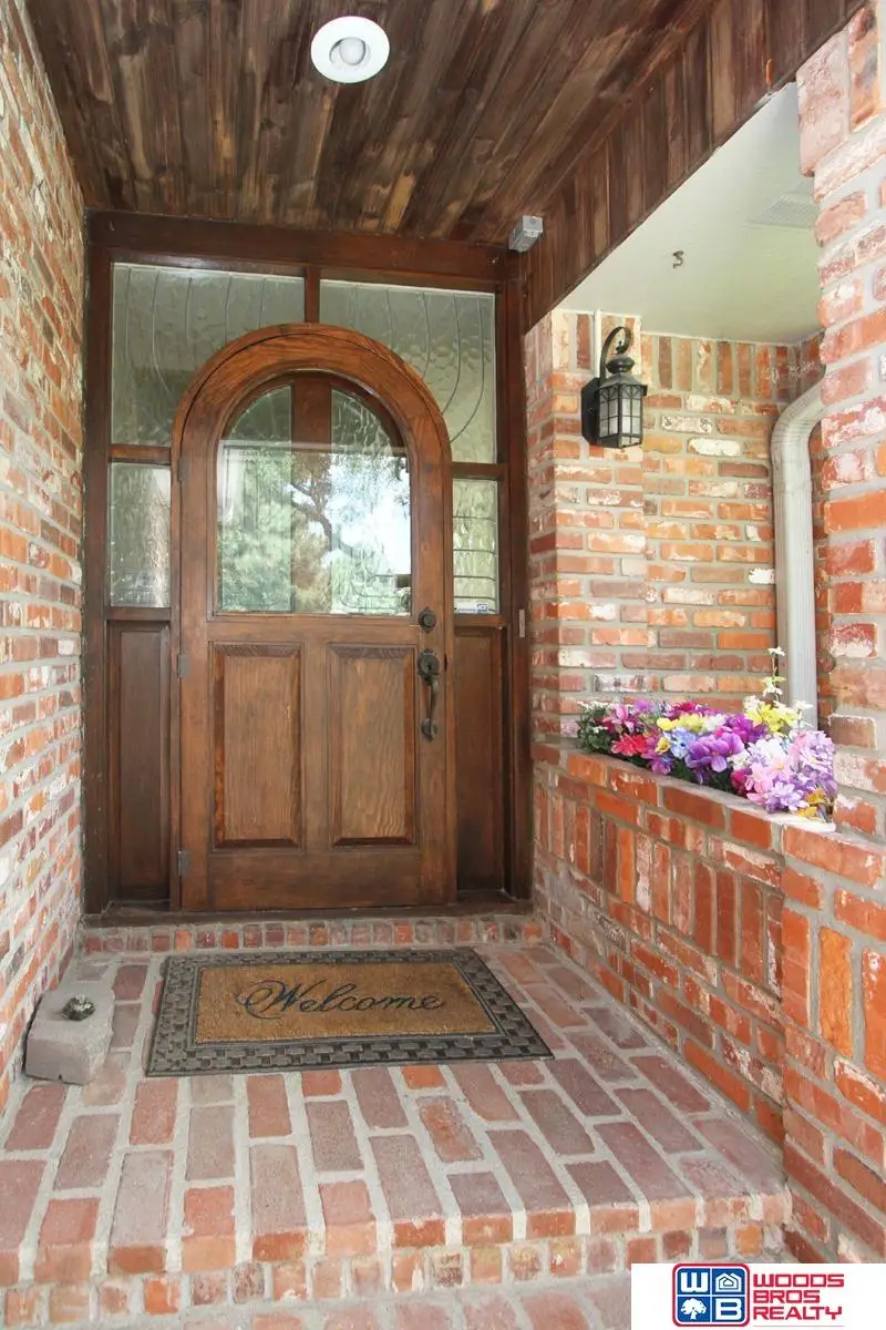 2100 Heritage Pines Court, Lincoln, NE 68506 - Image #2