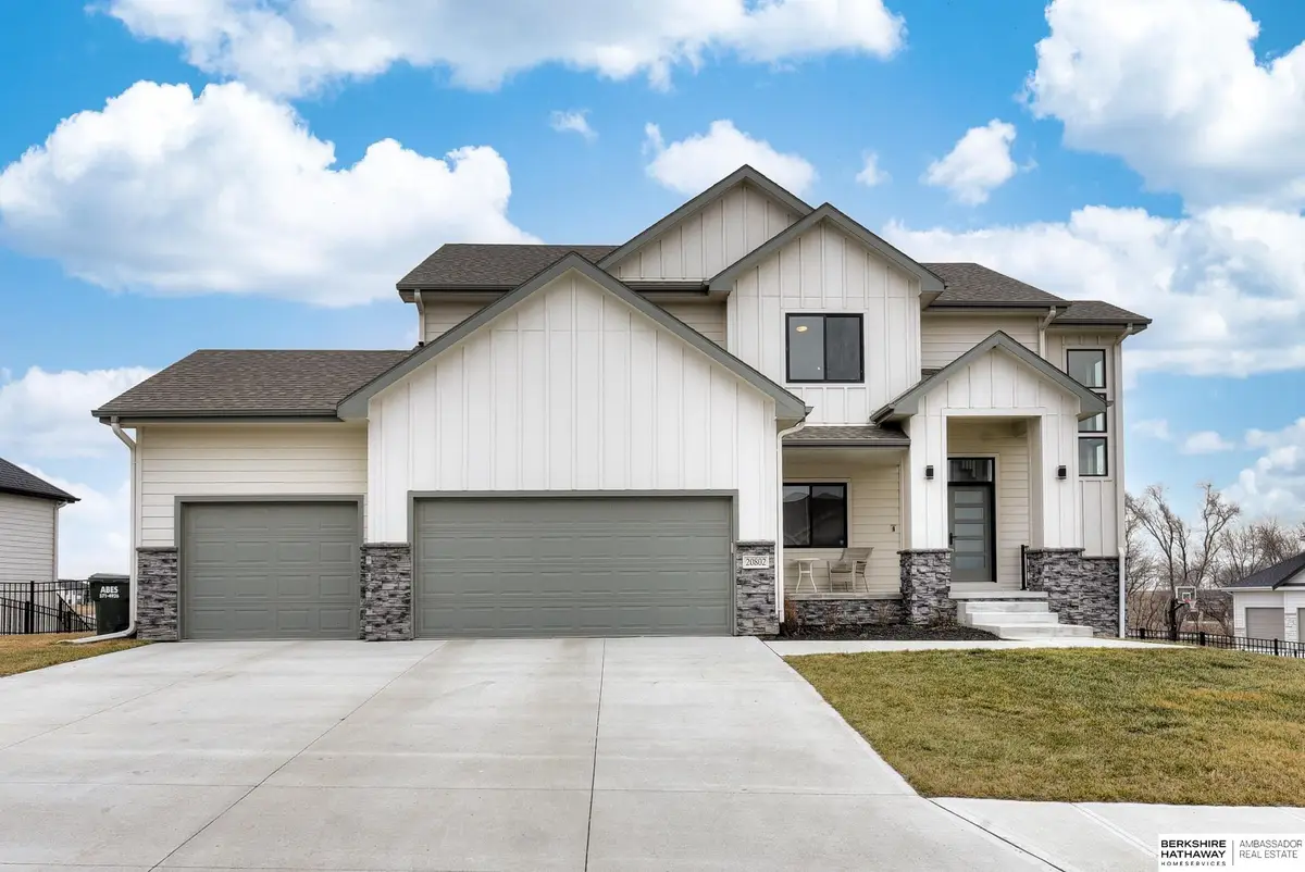 20802 Hartman Avenue, Elkhorn, NE 68022 - Image #1