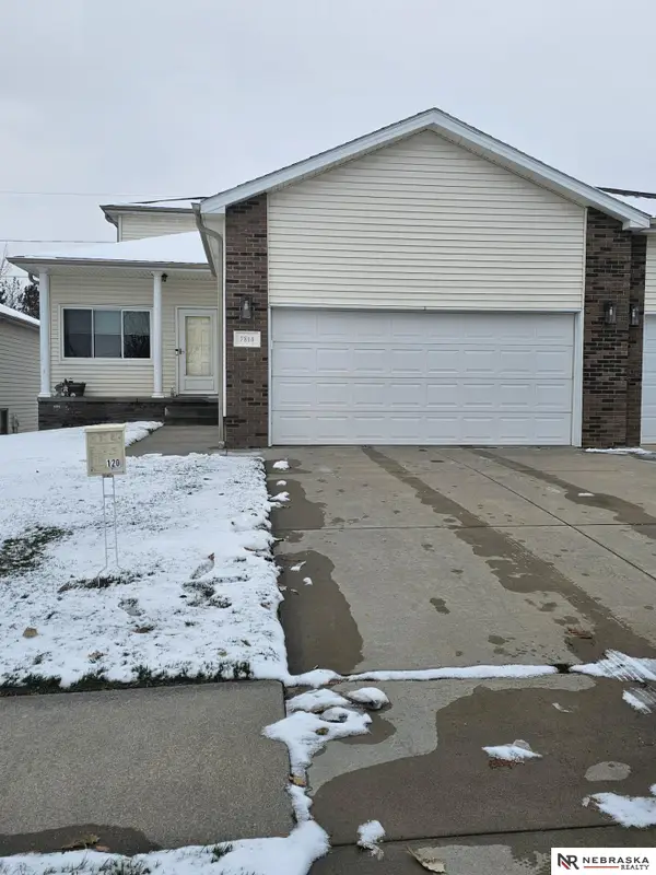 7814 Phares Drive, Lincoln, NE 68516