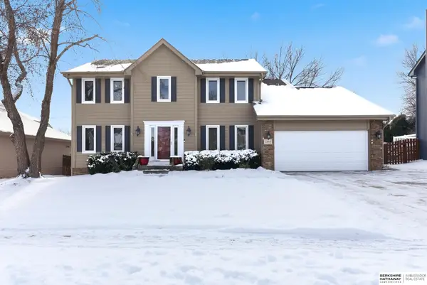 13809 Meredith Avenue, Omaha, NE 68164