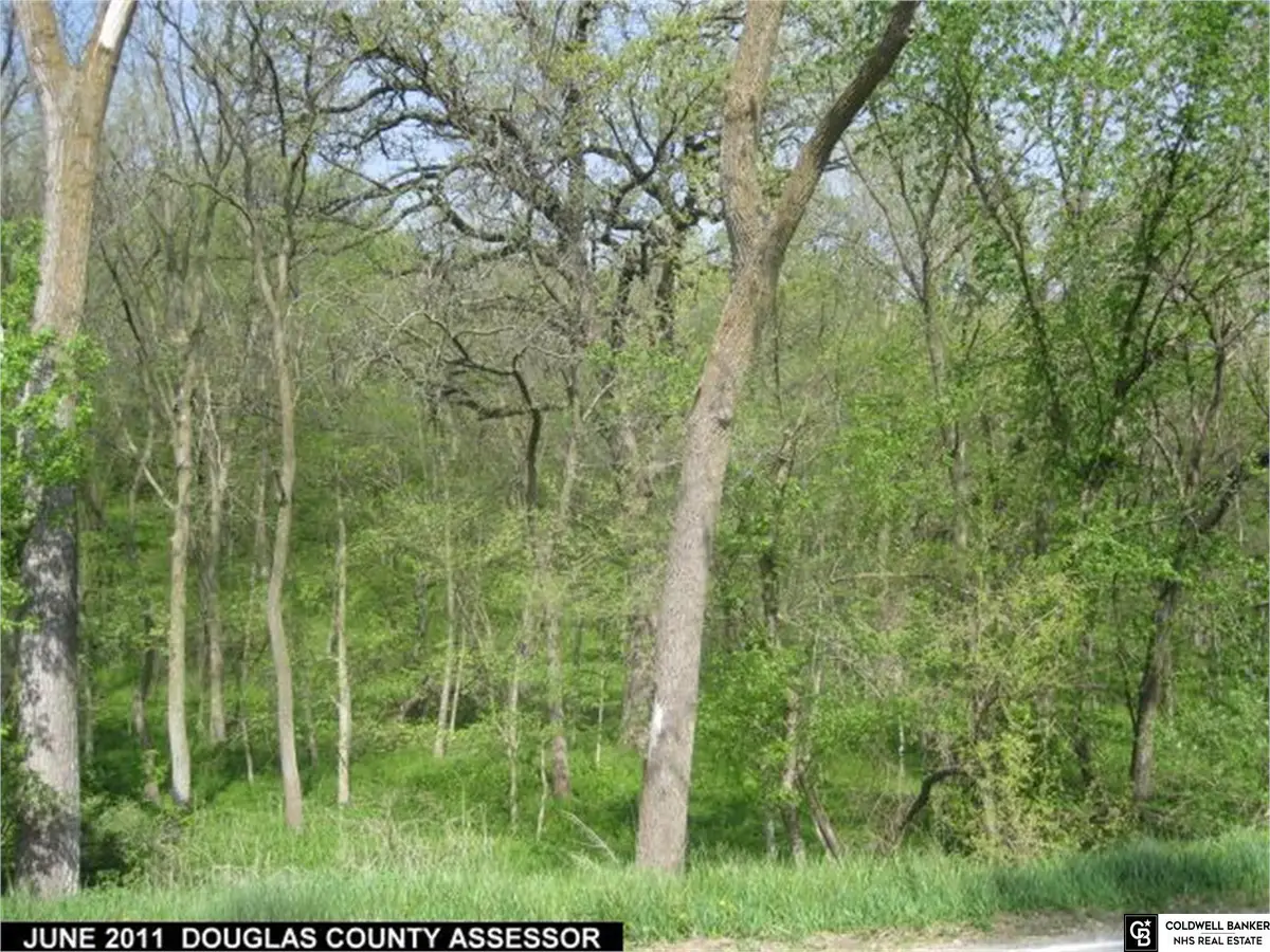 13330 Shongaska Road, Omaha, NE 68112 - Image #1