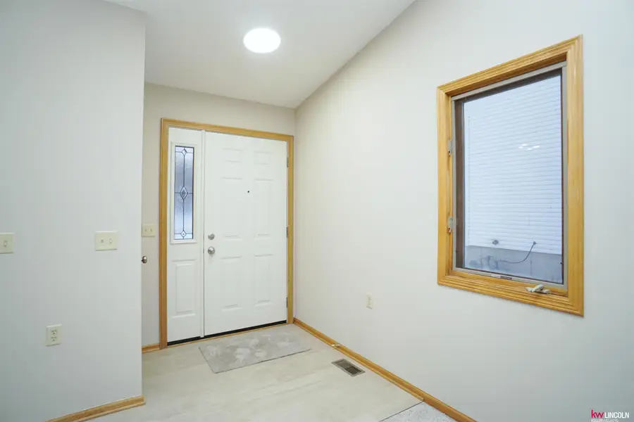 2420 Dodge Street, Lincoln, NE 68521 - Image #2
