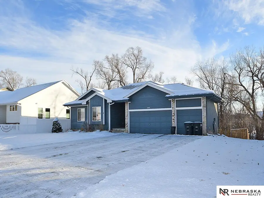 2517 N 189th Street, Elkhorn, NE 68022 - Image #2
