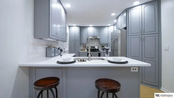 5638 Dogwood Drive, Lincoln, NE 68516