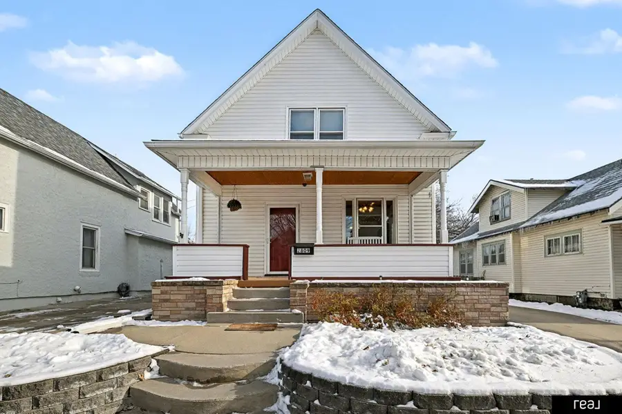 2809 S 32nd Avenue, Omaha, NE 68105 - Image #2