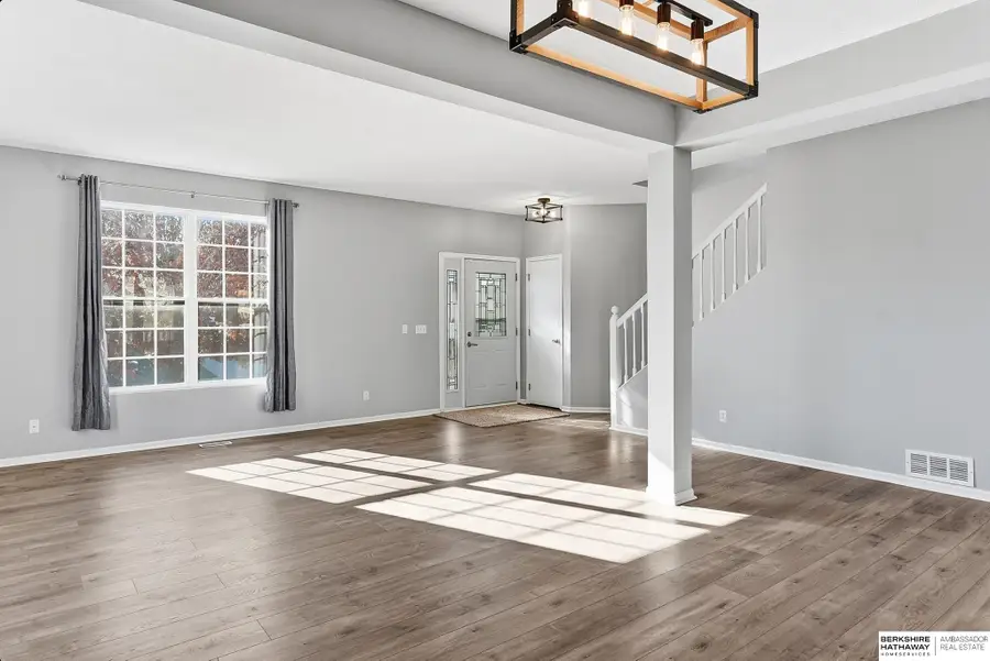 16270 Patrick Avenue, Omaha, NE 68116 - Image #2