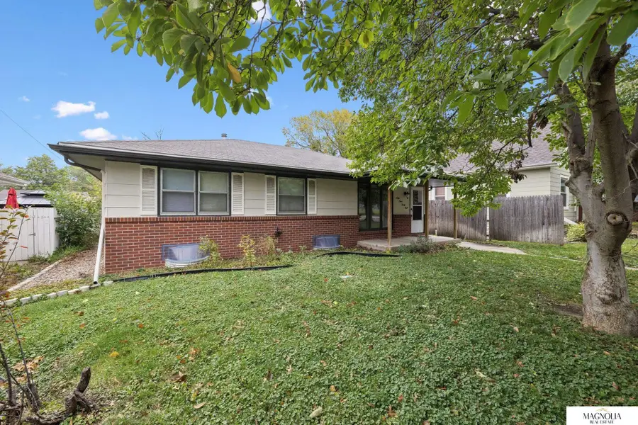 6338 Hartley Street, Lincoln, NE 68507 - Image #2