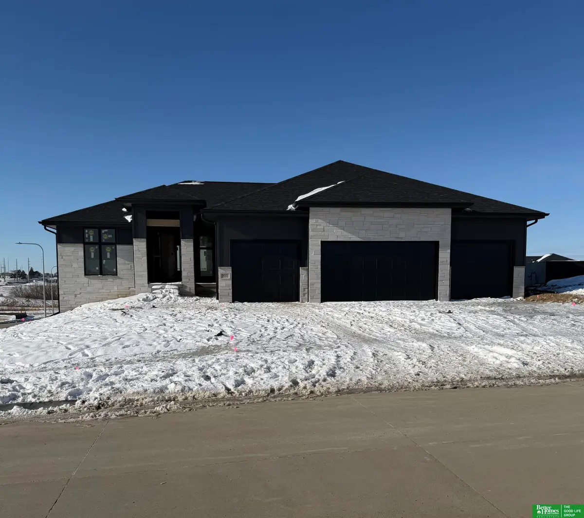 5602 N 198th Street, Elkhorn, NE 68022 - Image #1