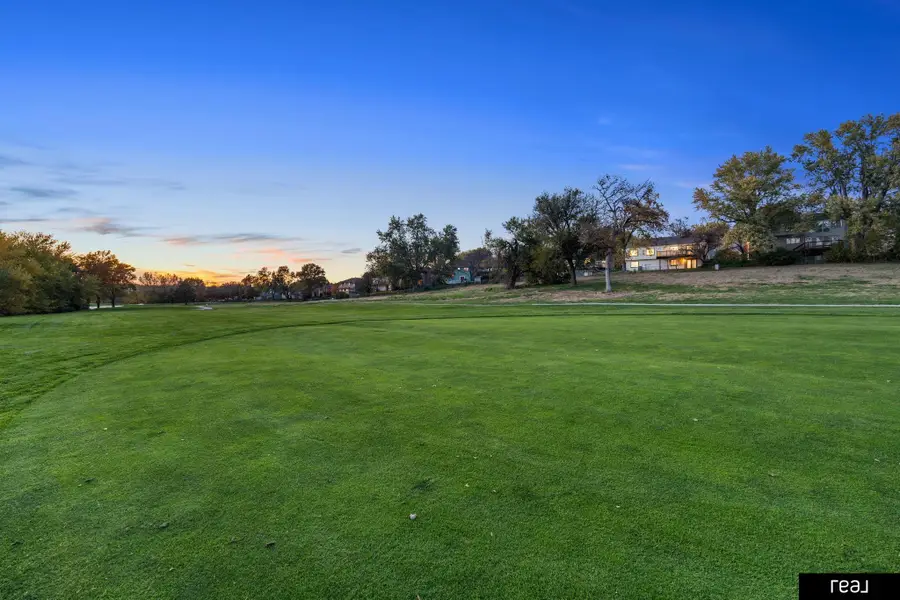 11411 Taylor Street, Omaha, NE 68164 - Image #2