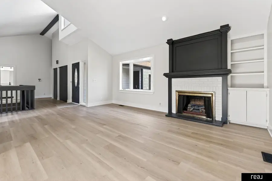 11411 Taylor Street, Omaha, NE 68164 - Image #3