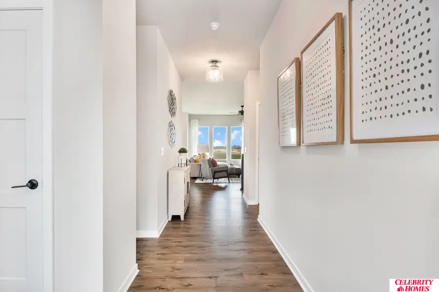 11154 Reynolds Street, Omaha, NE 68142 - Image #2