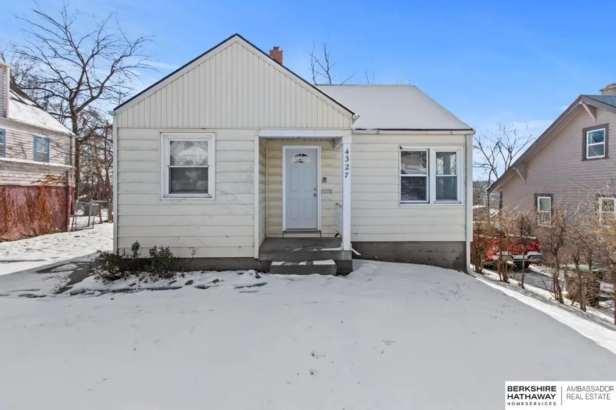 4327 Larimore Avenue, Omaha, NE 68111 - Image #1