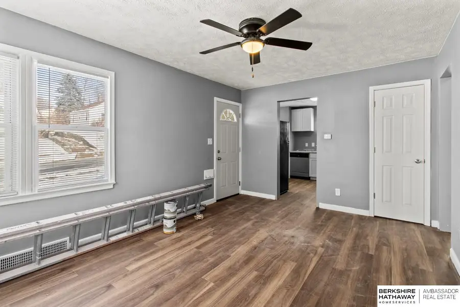 4327 Larimore Avenue, Omaha, NE 68111 - Image #3