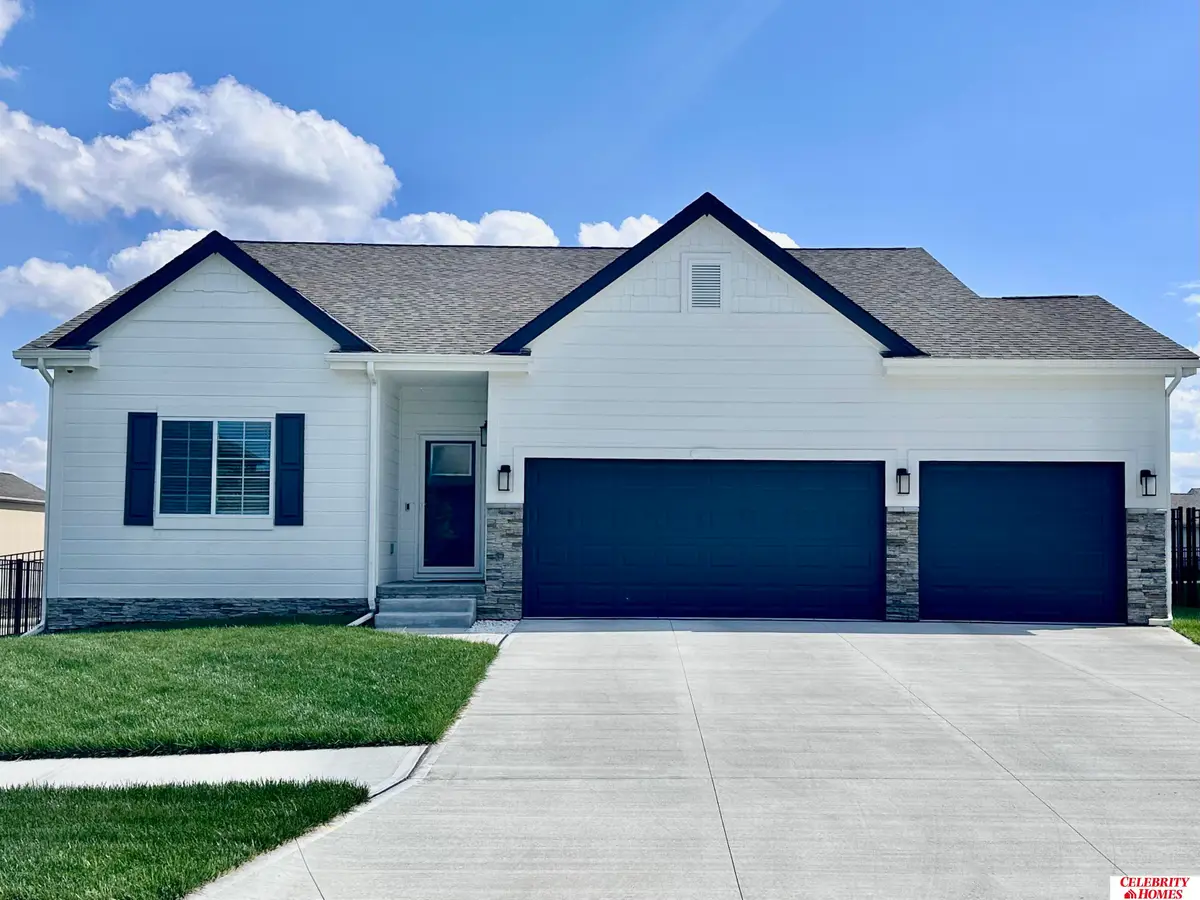 8175 N 174 Avenue Circle, Bennington, NE 68007 - Image #1