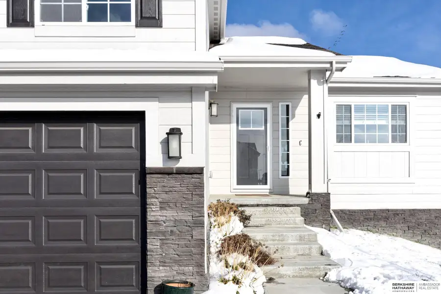 21054 Madison Street, Elkhorn, NE 68022 - Image #2