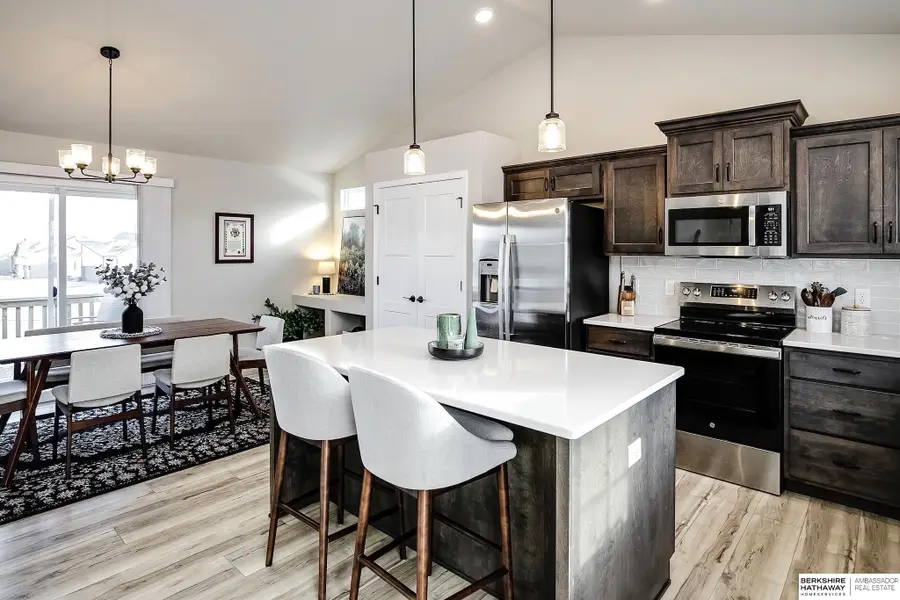 21054 Madison Street, Elkhorn, NE 68022 - Image #3