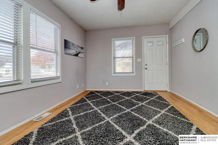 7109 Platte Avenue, Lincoln, NE 68507 - Image #2