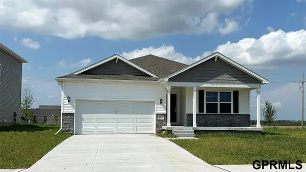 5417 Fenwick Street, Bellevue, NE 68133