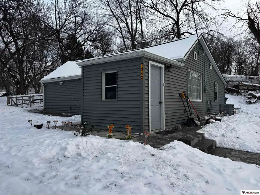 7343 Lake Street, Omaha, NE 68134 - Image #2