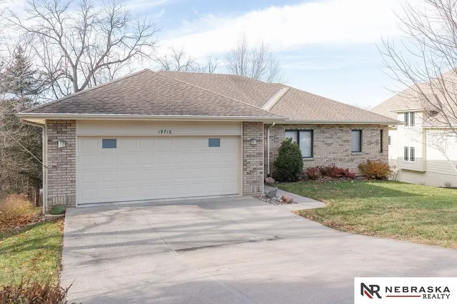 19716 Ewel Court, Plattsmouth, NE 68048 - Image #2