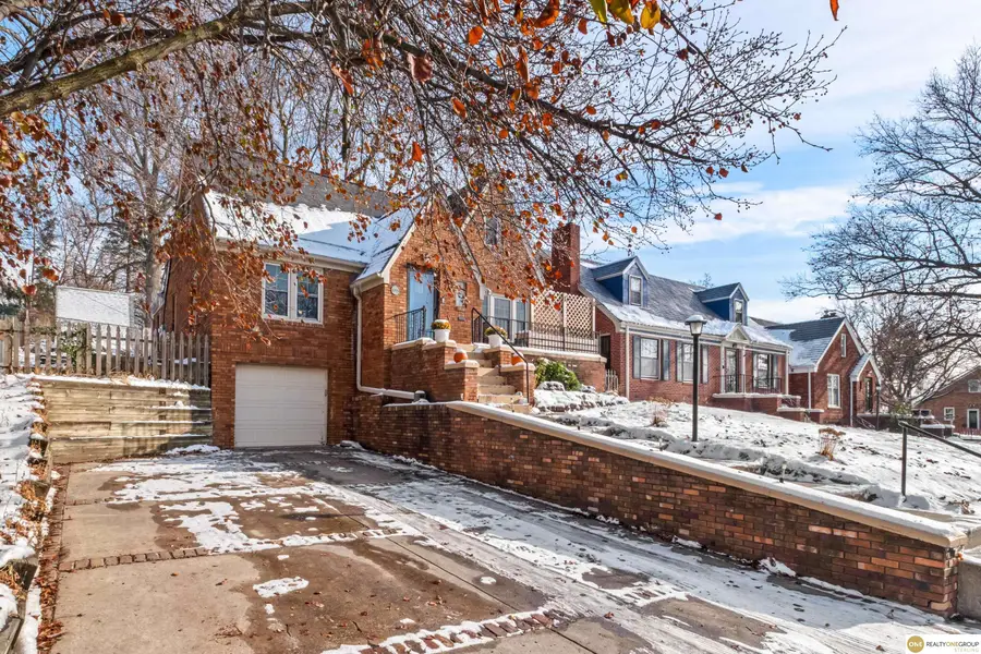 1705 N 49th Street, Omaha, NE 68104 - Image #2