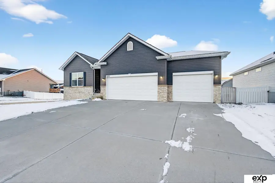 16953 Jackson Avenue, Gretna, NE 68028 - Image #3