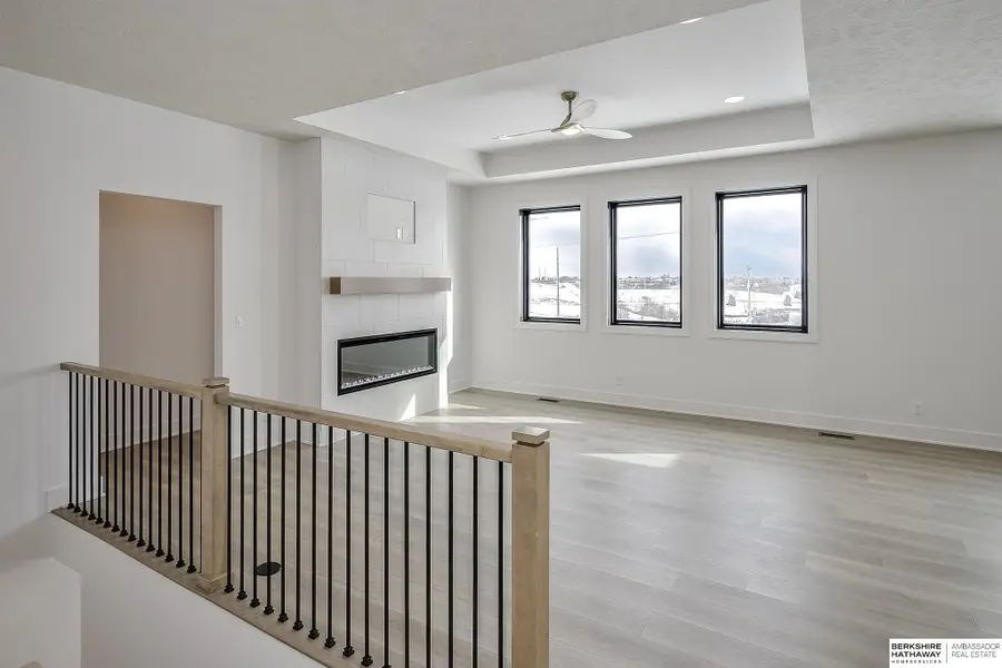 5401 N 205 Street, Elkhorn, NE 68022 - Image #3