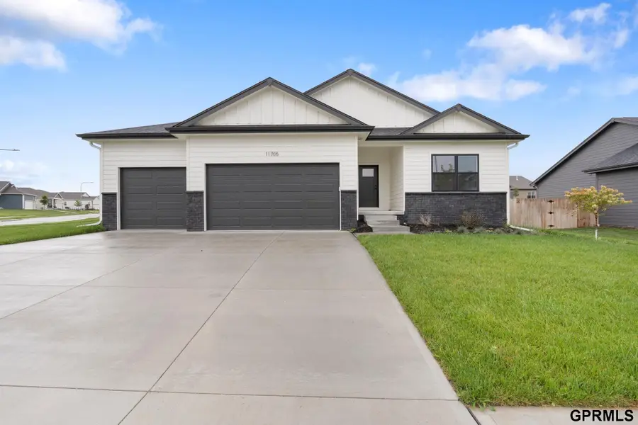 21858 Amber Circle, Gretna, NE 68028 - Image #2
