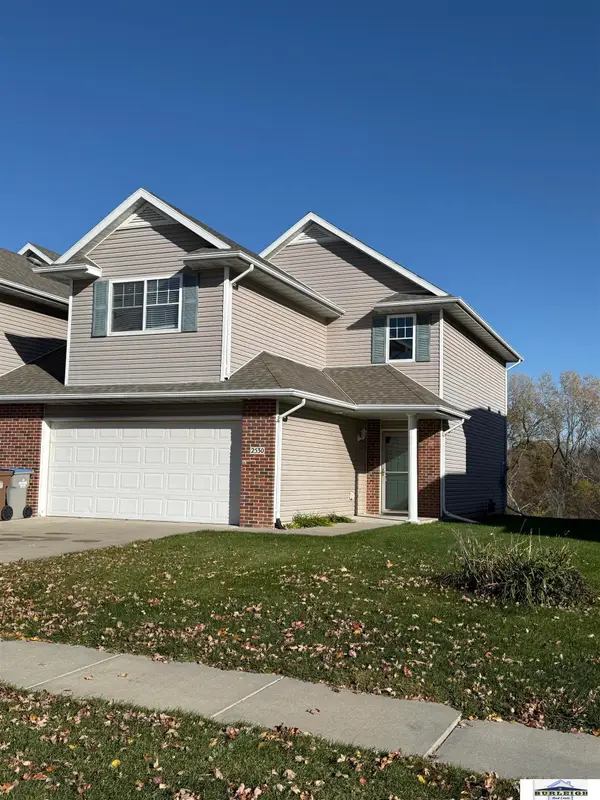 2530 Cedar Cove Road, Lincoln, NE 68507