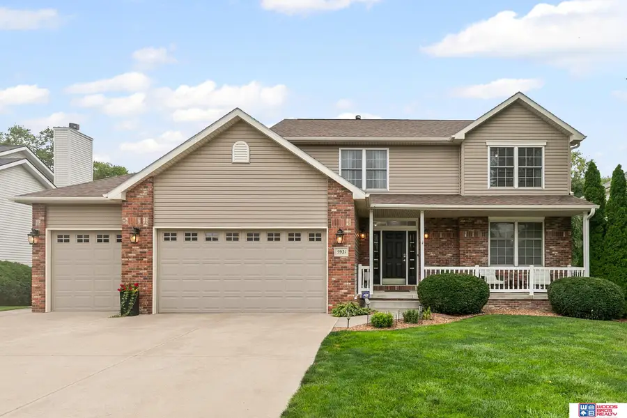 5921 Arrowwood Road, Lincoln, NE 68526 - Image #2