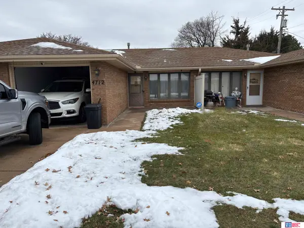 4712 Livingston Place, Lincoln, NE 68510