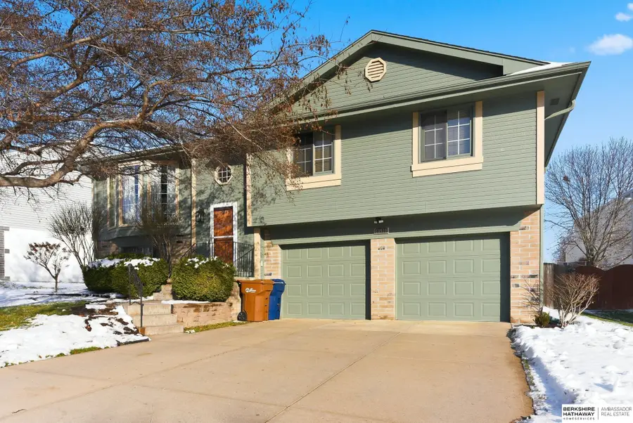 13513 S 32nd Street, Bellevue, NE 68123 - Image #2