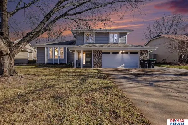 2923 S 159th Circle, Omaha, NE 68130