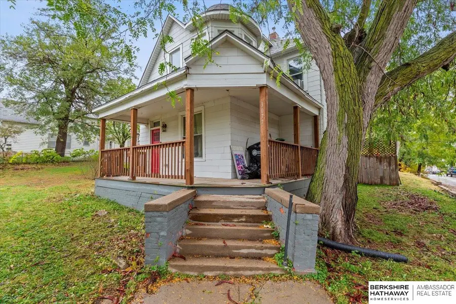3077 S 16th Street, Omaha, NE 68108 - Image #2